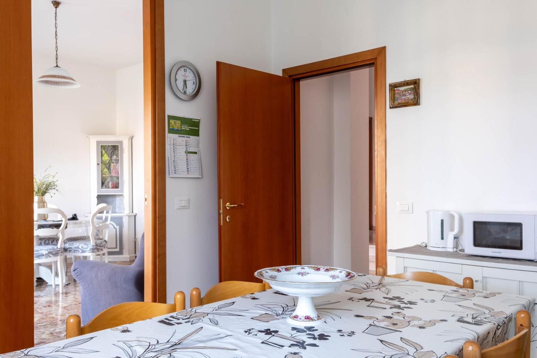 Appartamento Zia Cecilia Desenzano del Garda Exterior foto