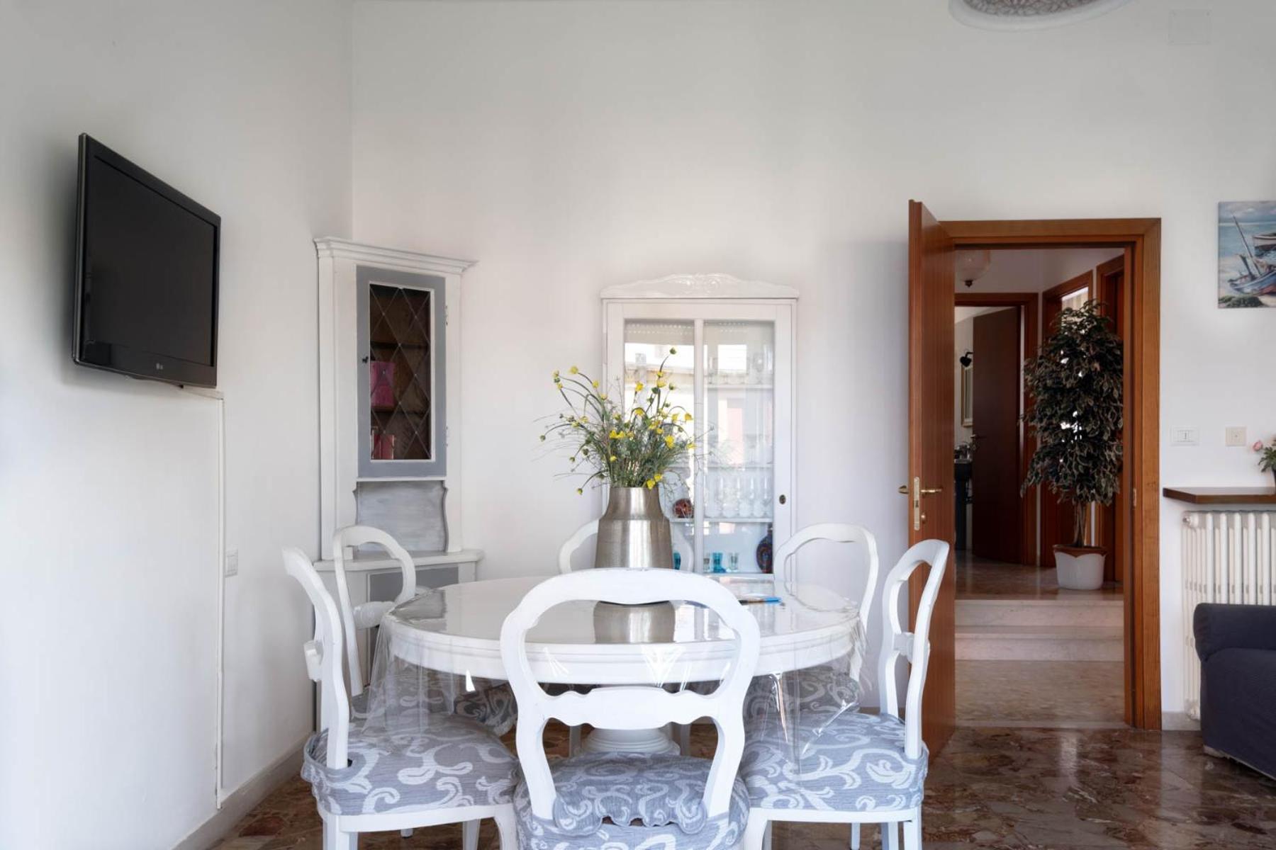 Appartamento Zia Cecilia Desenzano del Garda Exterior foto
